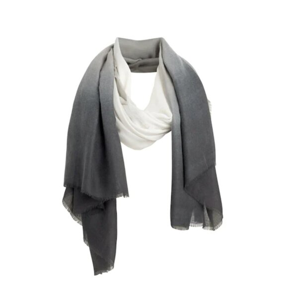 CUSHNIE Carly Grey Horizon Ombre Oversized Scarf - Picture 3 of 4